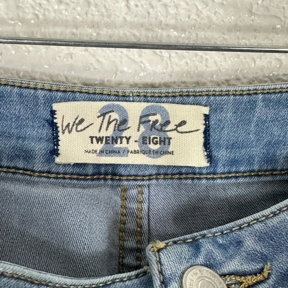 We The Free Love Letters Float On Flare Jeans Size 28 - Picture 6 of 7